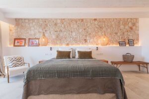 Inviting spaces where comfort and elegance meet in Ses Salines townhouses